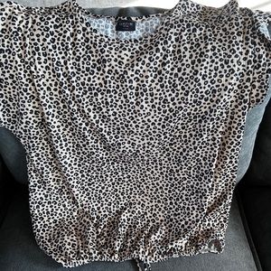 Leopard top